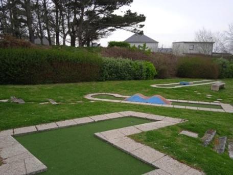 Maison De La Plage Des Amiets Cléder Exteriör bild